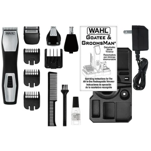 Κουρευτική μηχανή Wahl Groomsman Pro 9855-1216, κατάλληλο για πιο λεπτομερές κούρεμα σε μικρές περιοχές όπως τα αυτιά και τη μύτη. Λειτουργεί με μπαταρία, ενώ απαιτούνται 12 ώρες για μια πλήρη φόρτιση, η οποία παρέχει έως και 60 λεπτά αυτονομίας. Στη συσκευασία περιέχονται 7 εξαρτήματα.