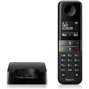 Το τηλέφωνο Philips D4701B έχει μοντέρνα σχεδίαση και πολυτελές φινίρισμα, αυτό το εξαιρετικά κομψό ασύρματο τηλέφωνο διαθέτει μεγάλη αναστρέψιμη οθόνη, μεταλλικά πλήκτρα και πεντακάθαρο ήχο. Το εξαιρετικό στυλ και η λειτουργικότητα το καθιστούν τον ιδανικό σας σύντροφο σύνδεσης.