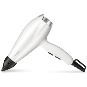 Σεσουάρ μαλλιών Babyliss 6704WE που διαθέτει υψηλή ισχύ με δυνατή ροή αέρα για γρήγορο στέγνωμα και φορμάρισμα των μαλλιών. Έχει μακρύ καλώδιο, που επιτρέπει την ελευθερία κινήσεων και το καθιστά βολικό κατά τη χρήση του.
