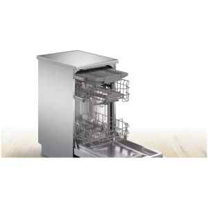 Πλυντήριο πιάτων Bosch SPS4EMI10E άδειασμα του πλυντηρίου πιάτων όταν τα πιάτα δεν είναι αρκετά στεγνά ή όταν είναι πολύ ζεστά είναι ενοχλητικό. Με το EfficientDry, η πόρτα του πλυντηρίου πιάτων σας ανοίγει αυτόματα . Αυτή η πρακτική λύση βελτιώνει τη διαδικασία στεγνώματος, αποτρέπει τη δημιουργία υδρατμών και δροσίζει απαλά τα πιάτα σας, έτσι ώστε να είναι έτοιμα να βγουν από το πλυντήριο χωρίς να χρειάζεται να τα στεγνώσετε με το χέρι. Αυτό δεν βελτιώνει μόνο τα αποτελέσματα στεγνώματος, αλλά παράλληλα εξοικονομεί και ενέργεια.