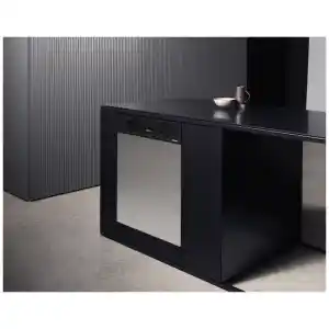 Πρόσοψη πλυνττηρίου πιάτων MIELE GFV 60/57 με ανοξείδωτη πόρτα για εντοιχιζόμενα πλυντήρια πιάτων 60εκ με εμφανή πίνακα χειρισμού.