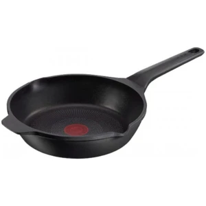 Το τηγάνι Tefal Robusto 28cm είναι κατασκευασμένο από αλουμίνιο, ένα υλικό που το κάνει ελαφρύ, ιδιαίτερα ανθεκτικό στη σκουριά και πολύ γρήγορο στο ζέσταμα. Σας προτείνουμε να επιλέξετε αυτό το τηγάνι εάν θέλετε να μαγειρεύετε 2-4 μερίδες φαγητού.