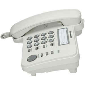 Ενσύρματο τηλέφωνο Panasonic KX-TS520EX2 λευκό χωρίς οθόνη, με λυχνία ένδειξης κουδουνισμού για επιτραπέζια ή επιτοίχια τοποθέτηση. Διαθέτει ηλεκτρονική ρύθμιση έντασης ακουστικού (6 επίπεδα), επανάκληση με το πάτημα ενός πλήκτρου, επιλογή κουδουνισμού (3 επίπεδα), λειτουργία μικροδιακοπής (flash) για σύνδεση σε τηλεφωνικό κέντρο, 3 μνήμες αριθμών τηλεφώνων με πλήκτρα απευθείας επιλογής κλήσης.