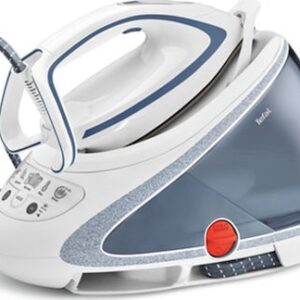 Το σύστημα σιδερώματος Tefal GV9565 είναι εύκολο στη χρήση σύστημα σιδερώματος κάνει το σιδέρωμα γρηγορότερο και αποδοτικότερο καθώς συνδυάζει τη νέα τεχνολογία μπόιλερ υψηλής πίεσης με τη συνεχή παραγωγή ατμού έως και 150 γρ./λεπτό, ενώ η έντονη εκτόξευση ατμού 580 γρ./λεπτό απομακρύνει ακόμα και τις πιο επίμονες ζάρες. Το σύστημα κατά του σταξίματος Protect System κρατά τα ρούχα καθαρά, ενώ το σύστημα κατά των αλάτων εγγυάται υψηλή απόδοση με διάρκεια.